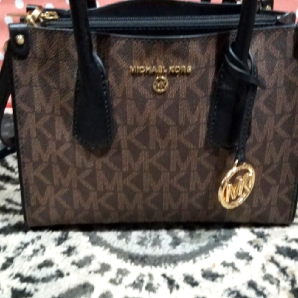 Michael Kors purse